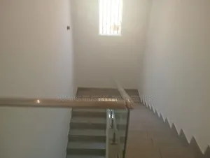 4bdrm House in Airport Residential Area for rent