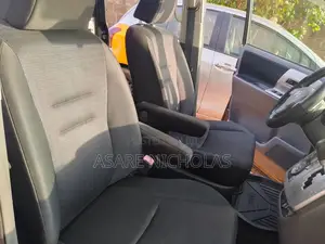 Toyota Voxy 2013 Black