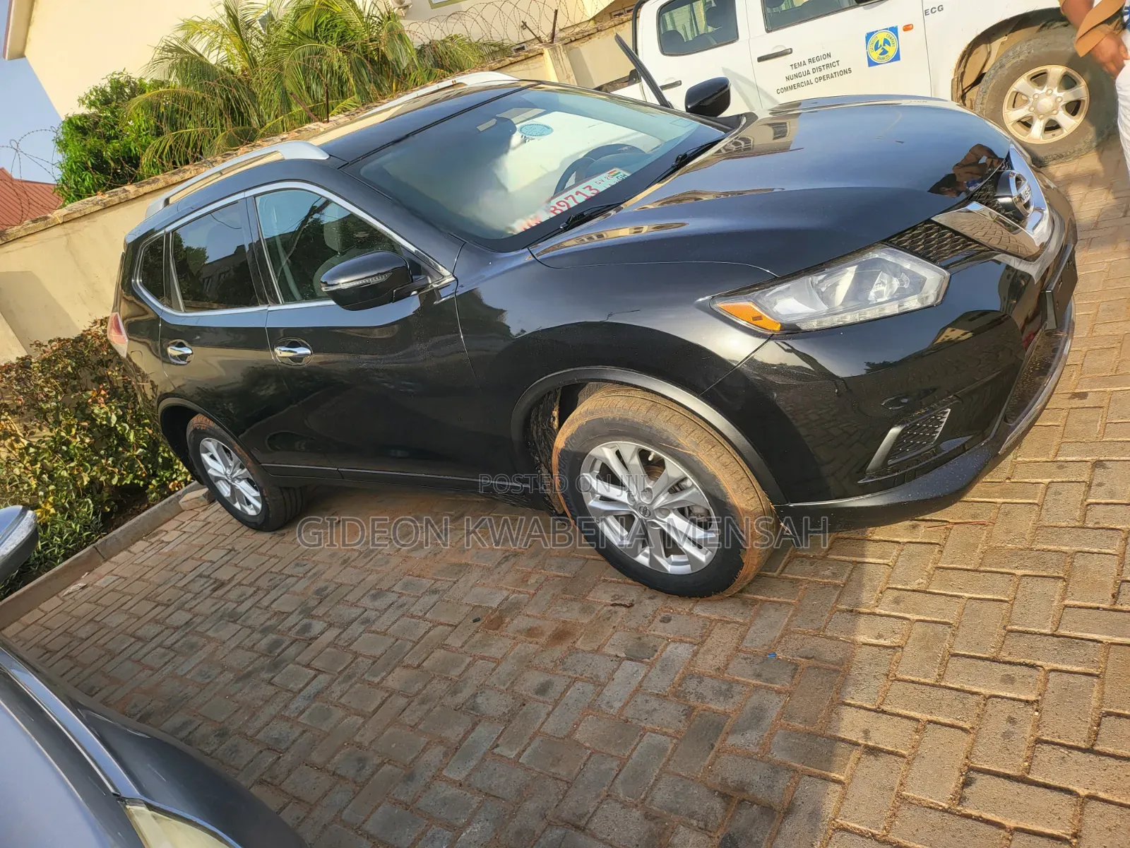 Nissan Rogue SV AWD 2017 Black