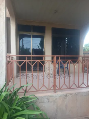 1bdrm House in CP for rent