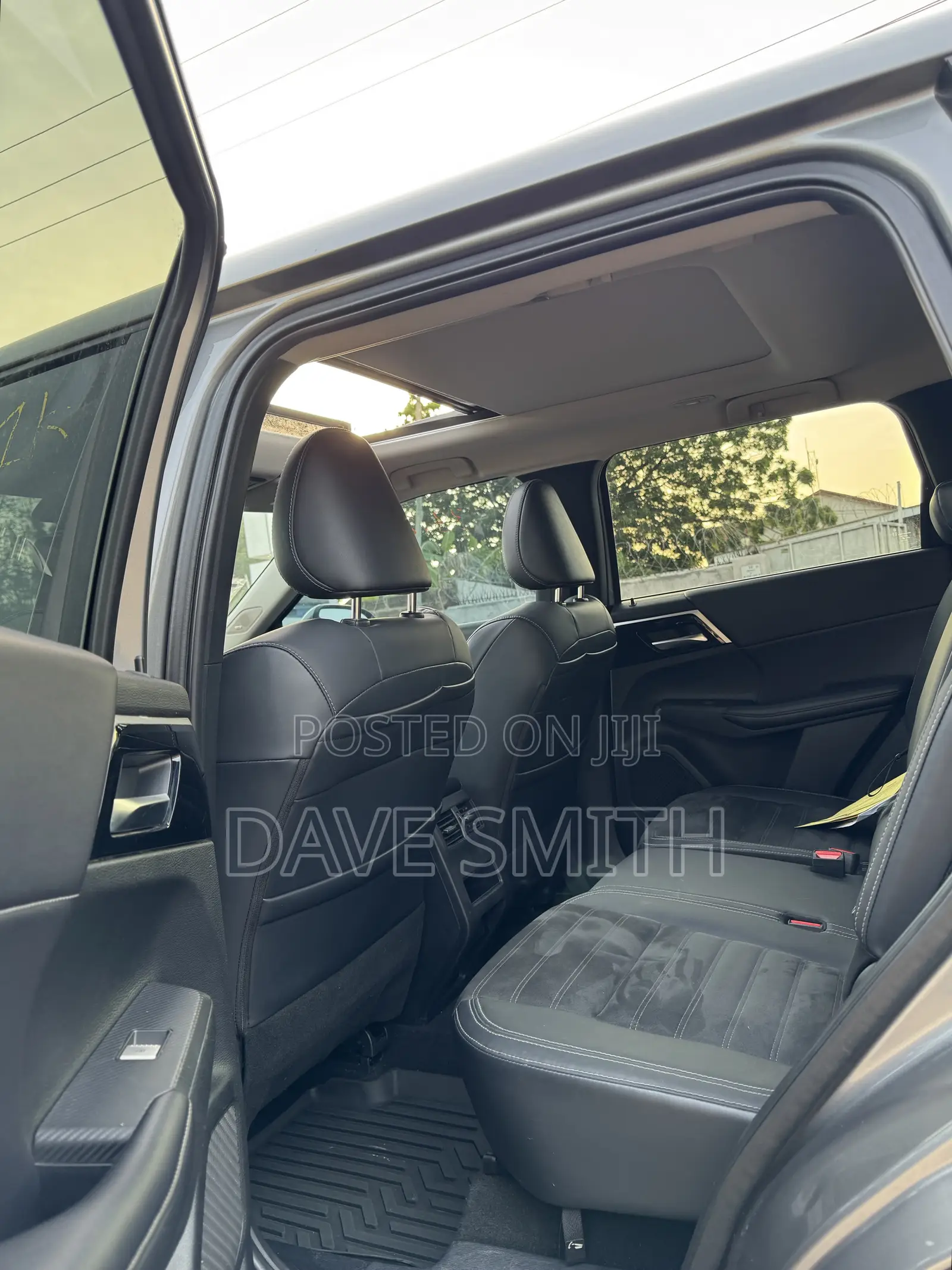 Mitsubishi Outlander SE 2023 Silver