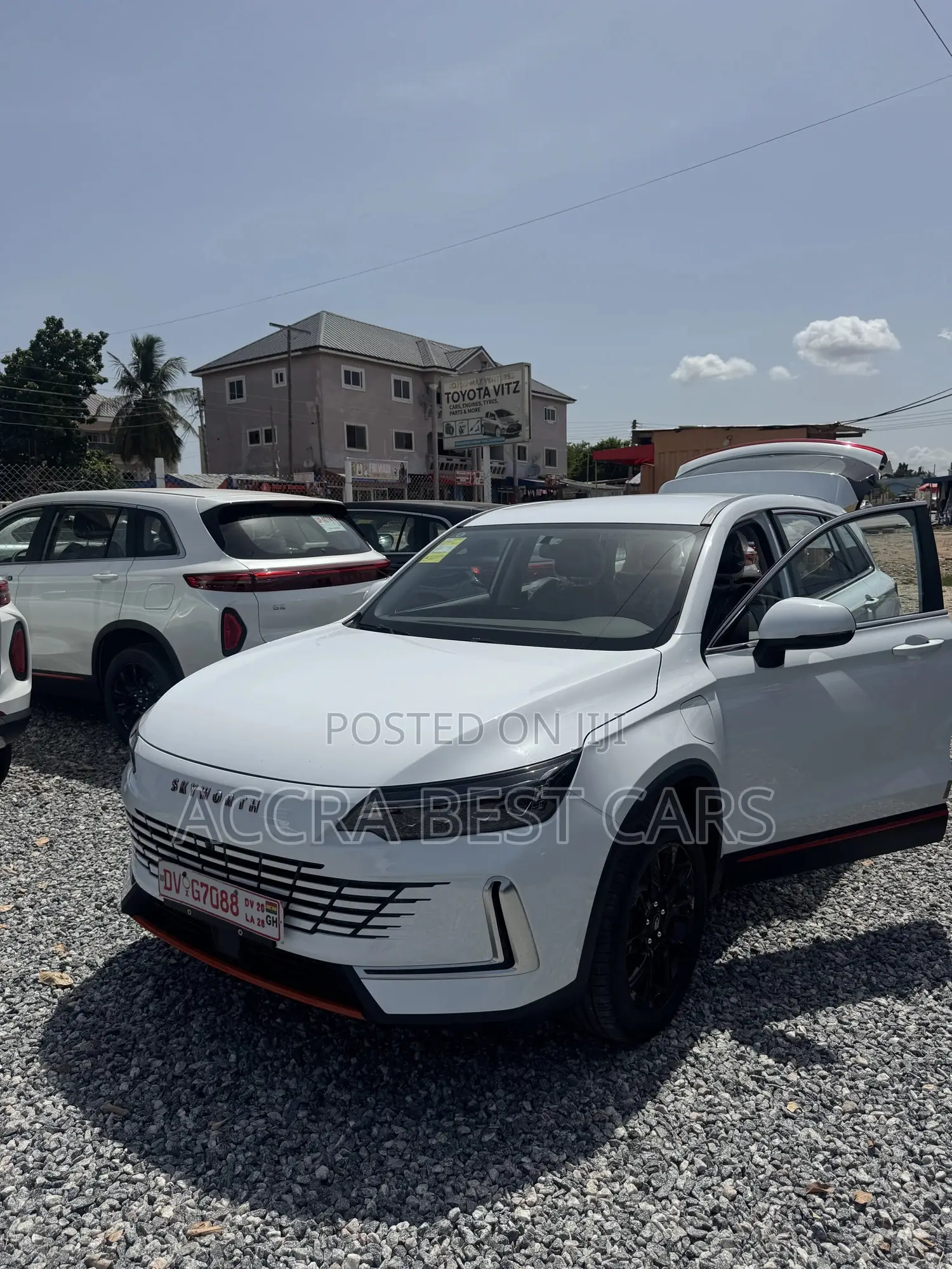 New Skyworth HT-i 2024 White