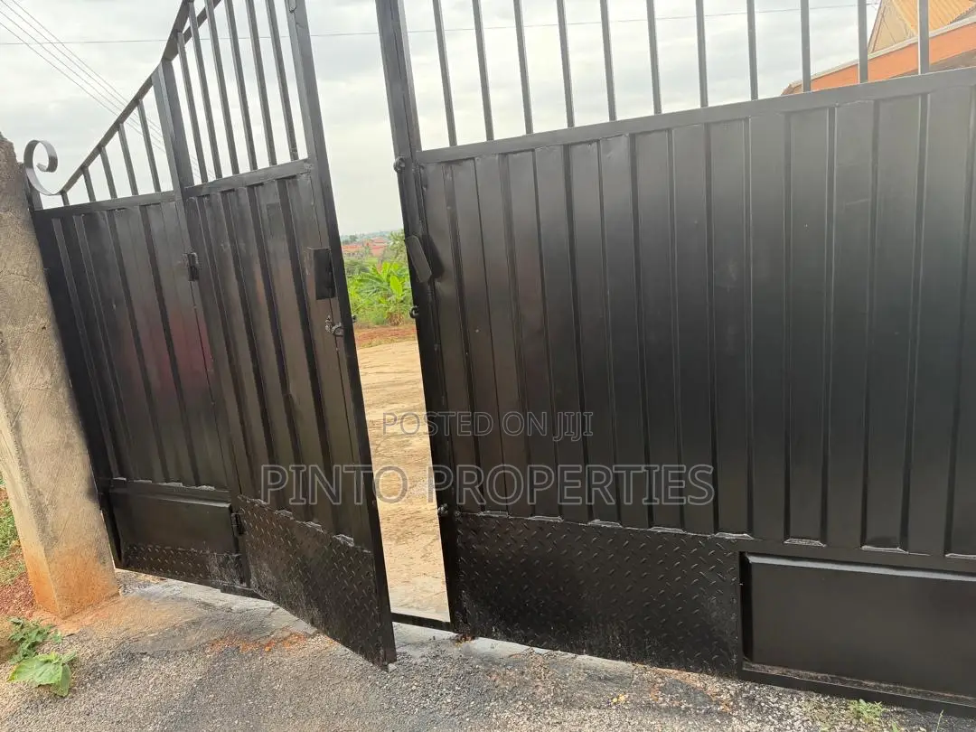 Land/House for Sale in Sunyani