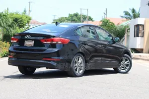 Hyundai Elantra Value Edition 2018 Black