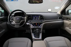 Hyundai Elantra Value Edition 2018 Black
