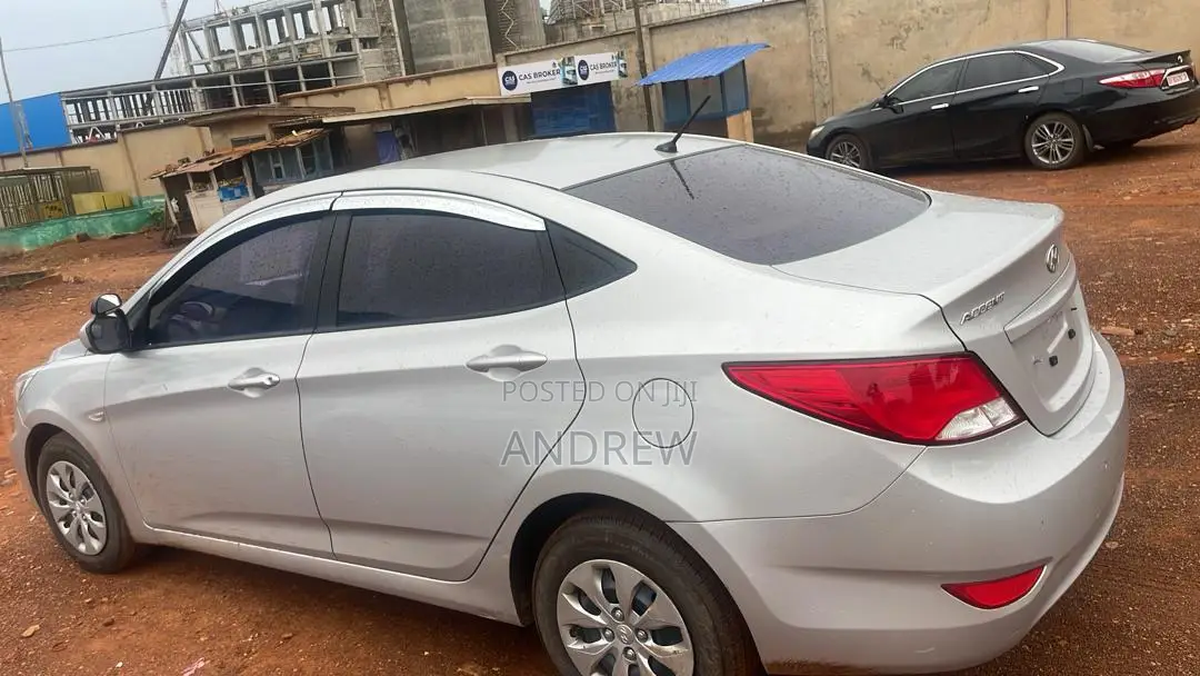 Hyundai Accent GLS 4dr Sedan (1.6L 4cyl 6A) 2015 Silver