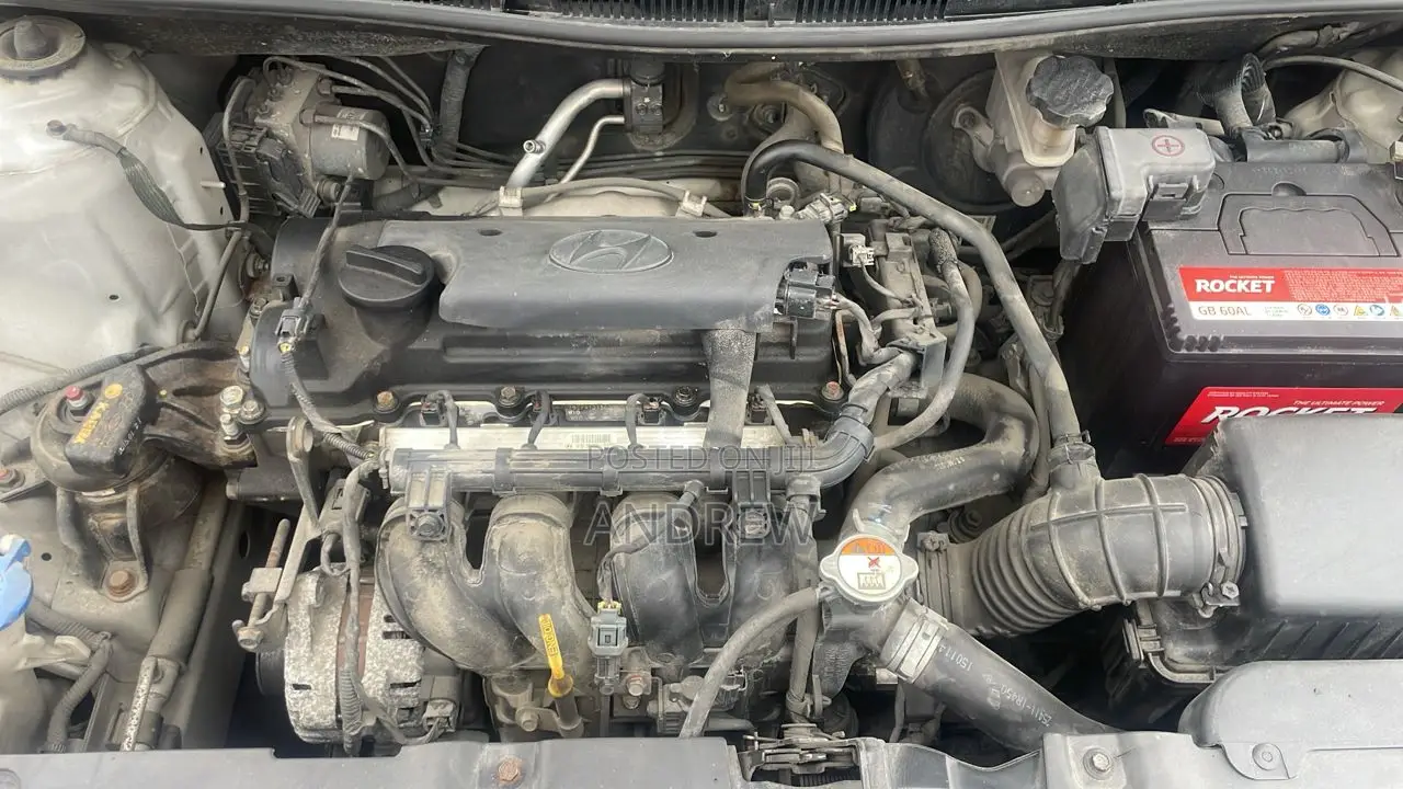 Hyundai Accent GLS 4dr Sedan (1.6L 4cyl 6A) 2015 Silver