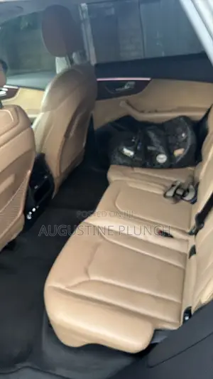 Audi Q8 3.0T Premium AWD quattro 2019 Black