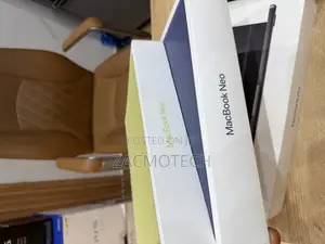 New Laptop Apple MacBook 8GB SSD 256GB