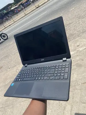 Laptop Acer Aspire ES1-512 4GB Intel HDD 500GB