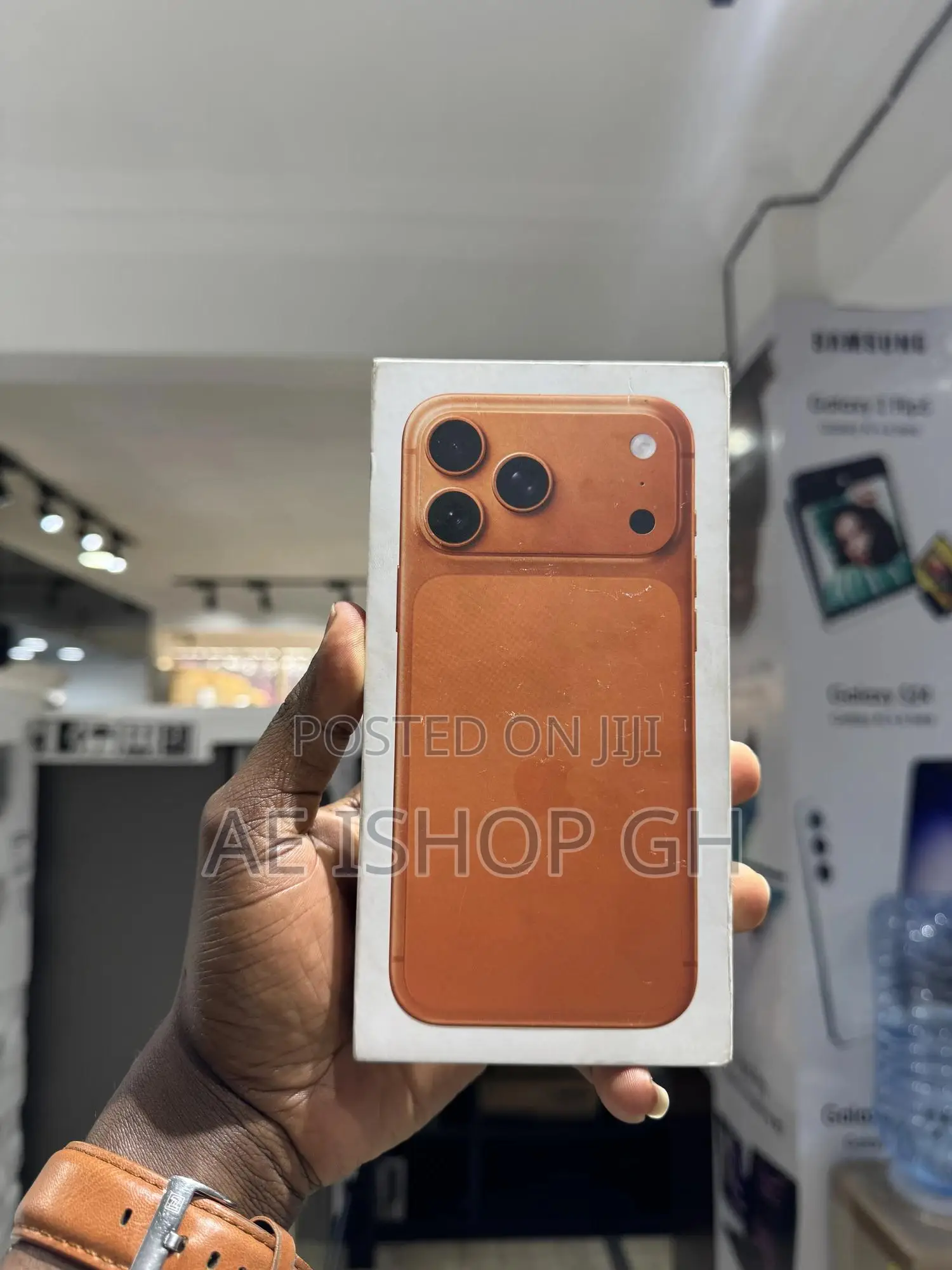 New Apple iPhone 17 Pro Max 256 GB Orange