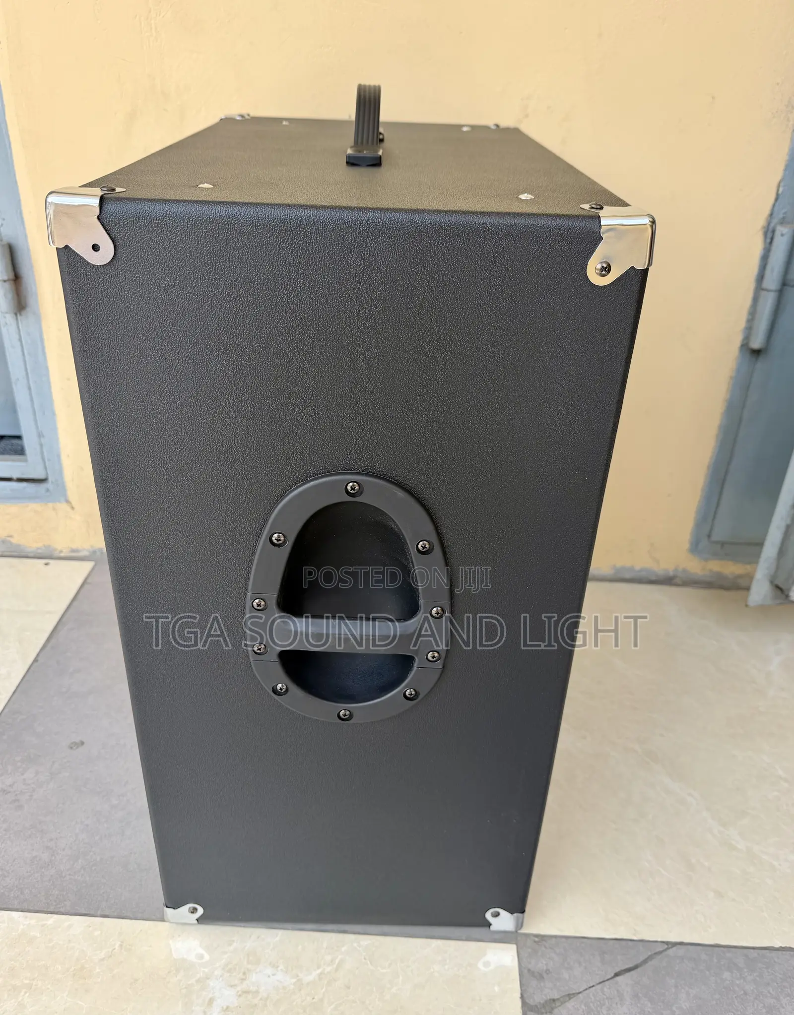 Yamaha Ba300 15 Inches Bass Guitar Combo