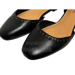 Ladies Flat Shoe