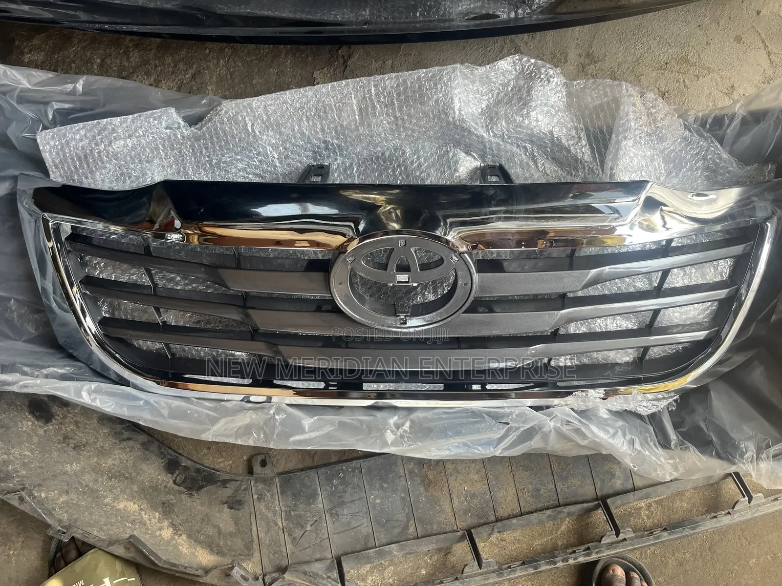 Hilux 2008 -2012 Front Grille