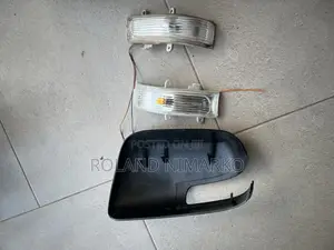 Corolla 2009 Driving Mirror Light