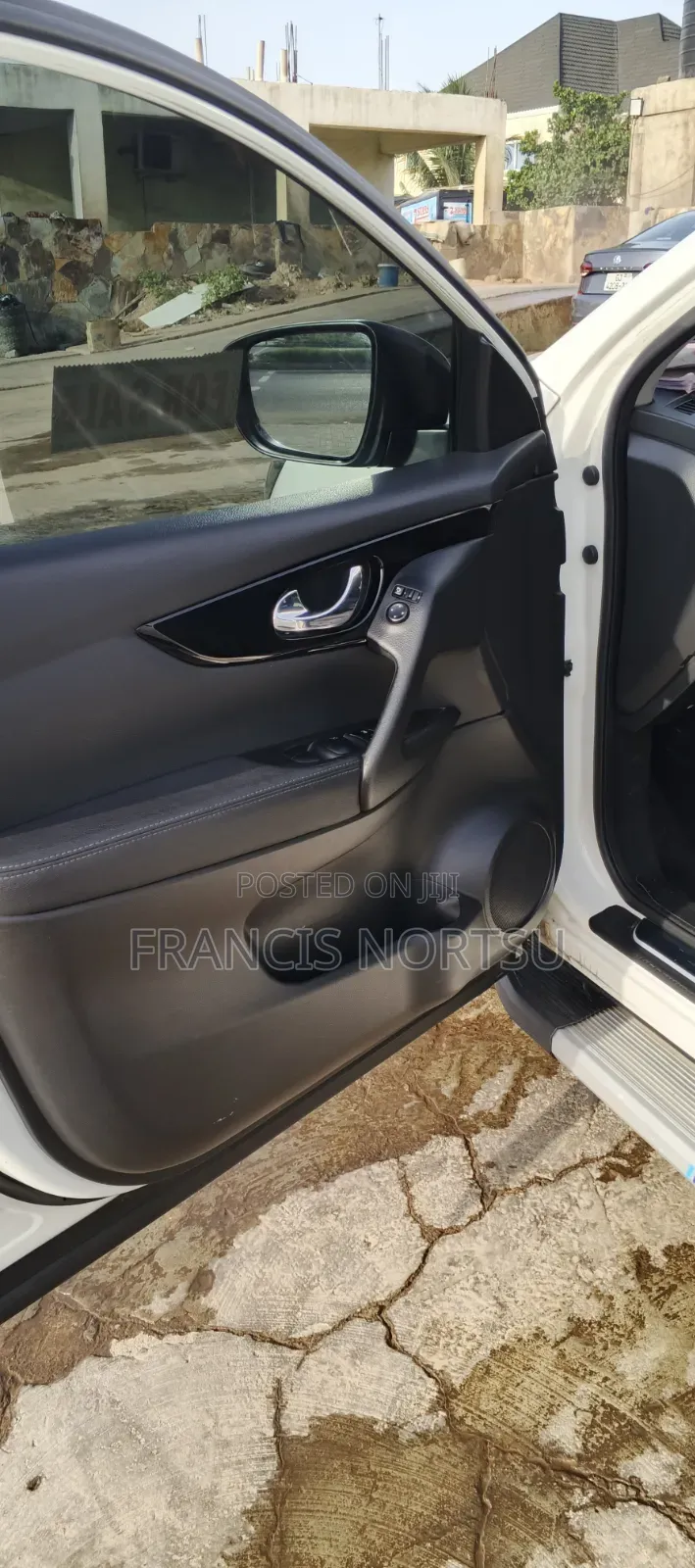 Nissan Qashqai 2017 White