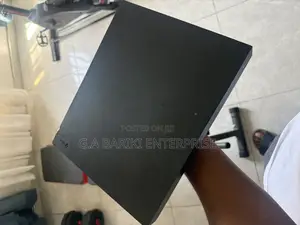 Xbox One X With 6games