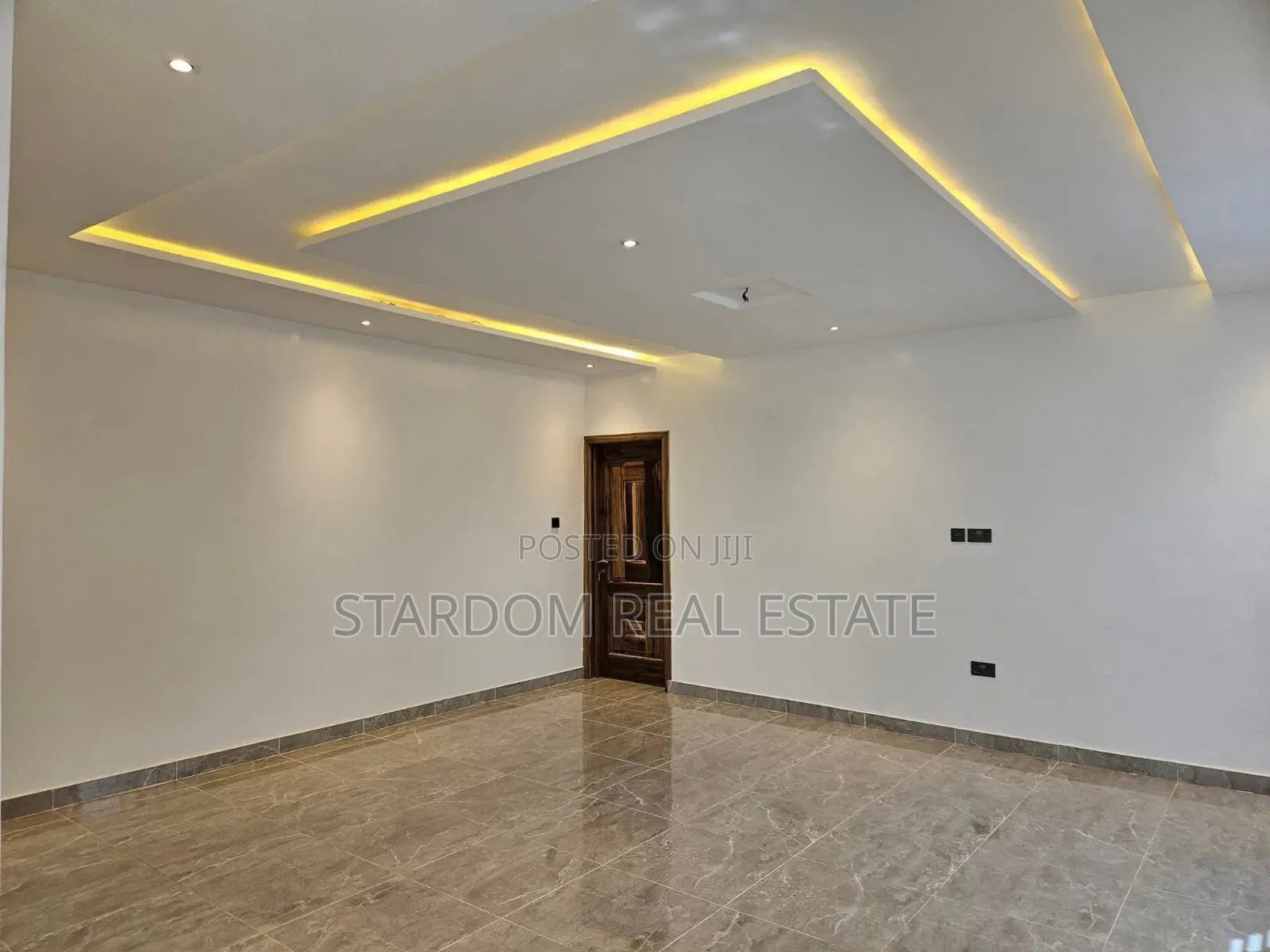 3bdrm Bungalow in Adenta Amrahia, Barrier for sale