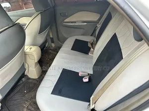 Toyota Belta 2010 Silver