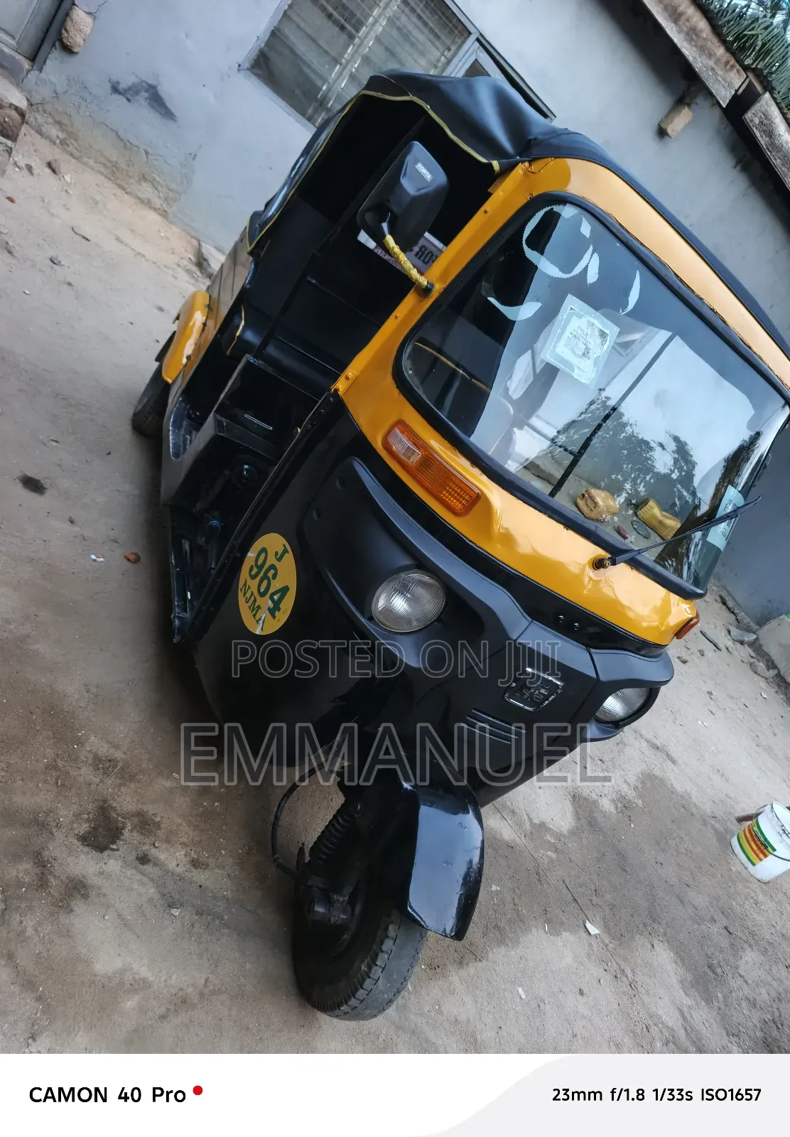 Bajaj RE 2020 Black