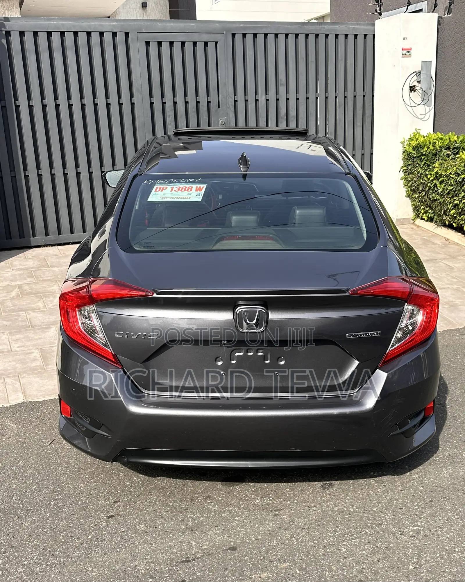 Honda Civic Touring 4dr Sedan (1.5L 4cyl) 2017 Silver
