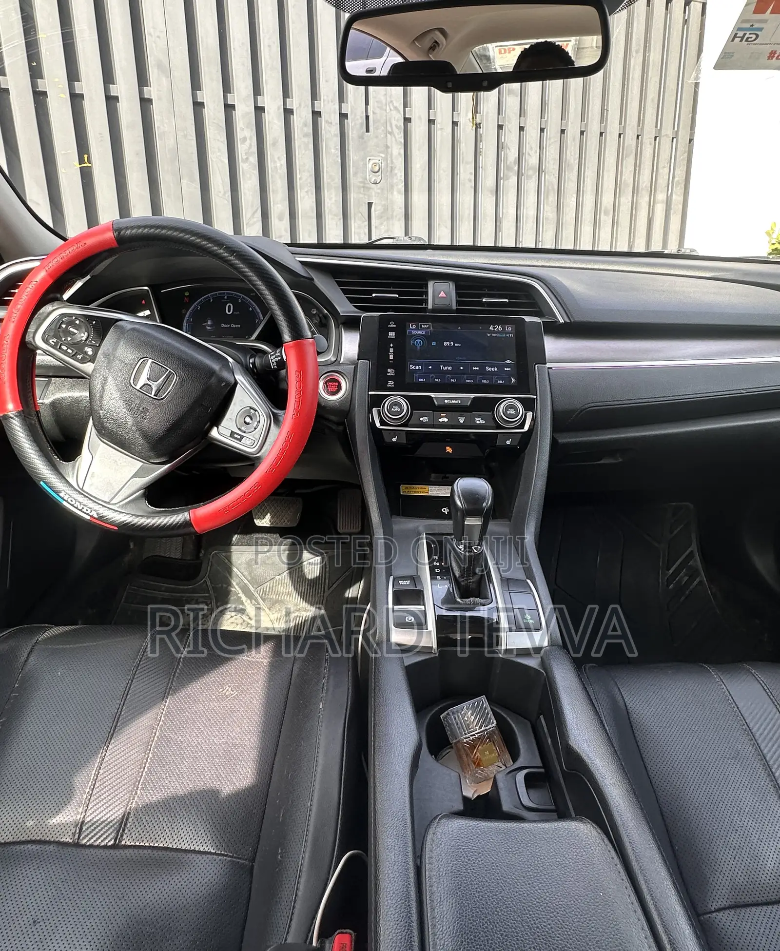 Honda Civic Touring 4dr Sedan (1.5L 4cyl) 2017 Silver