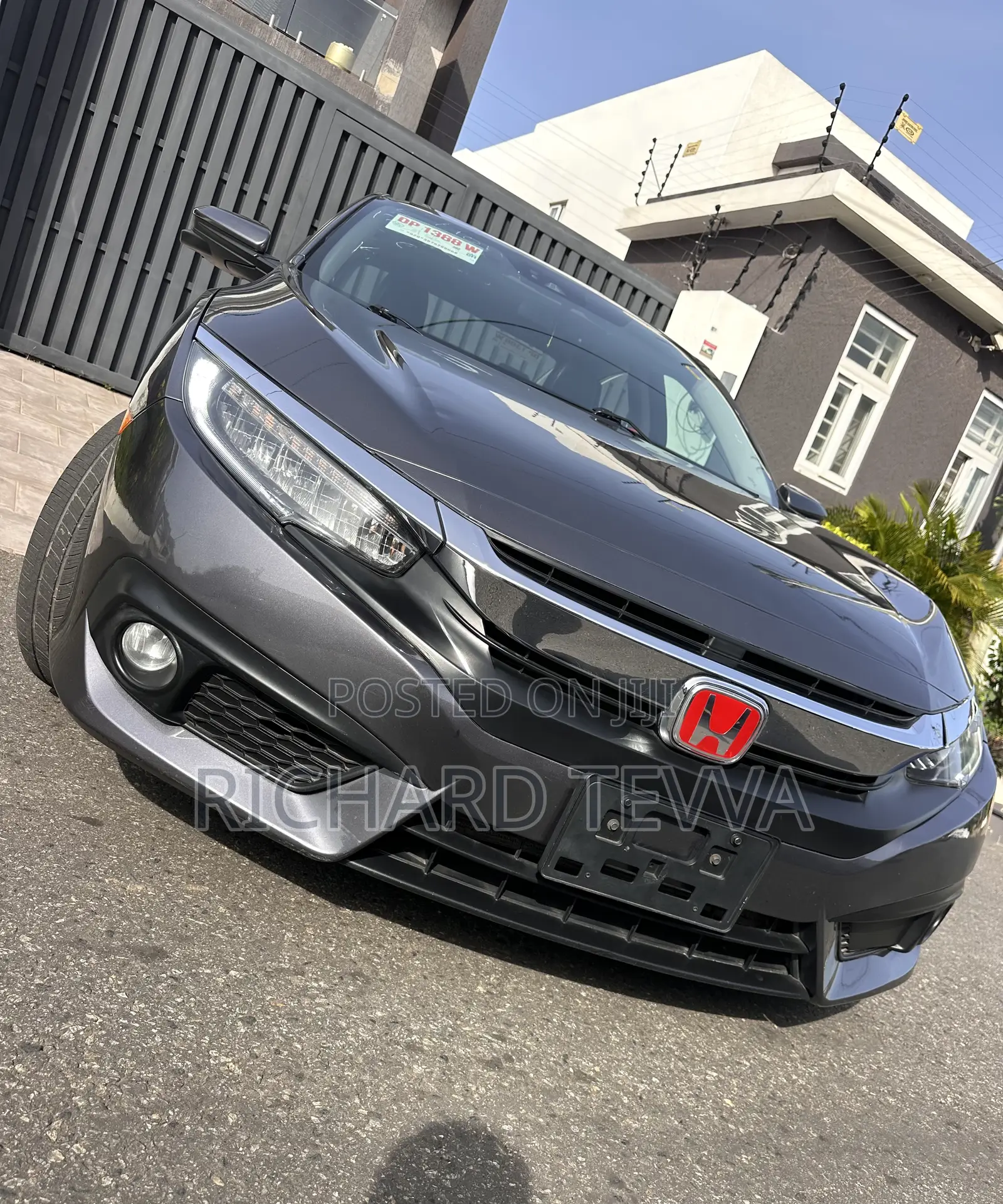 Honda Civic Touring 4dr Sedan (1.5L 4cyl) 2017 Silver