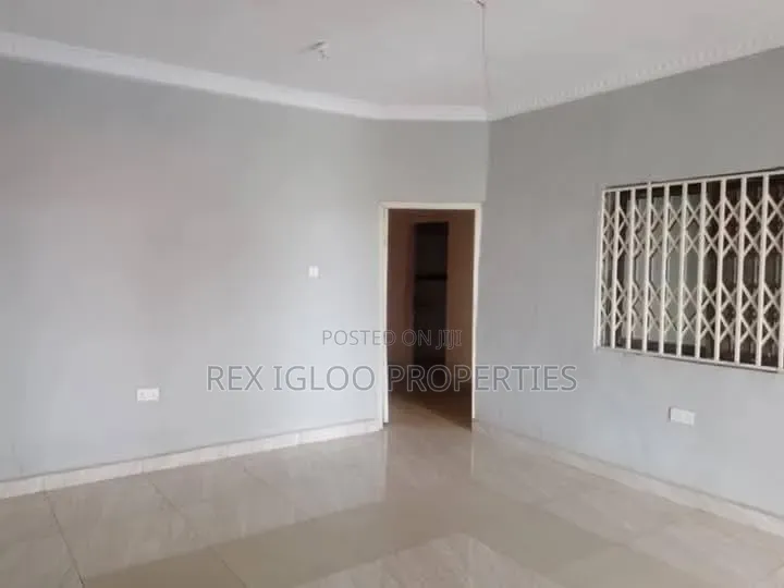 2bdrm Apartment in New Dawhenya, Accra Metropolitan for rent