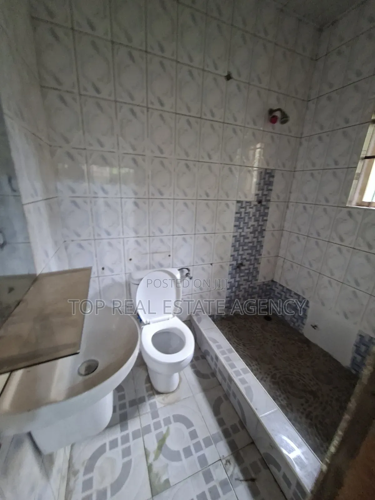 3bdrm House in Pillar 2, Ohene, Ga East Municipal for rent