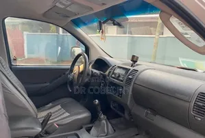 Nissan Navara 2015 Silver