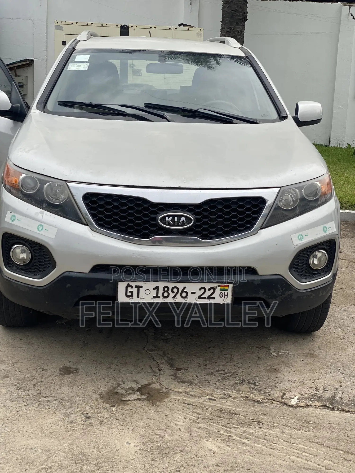 Kia Sorento 2010 Silver