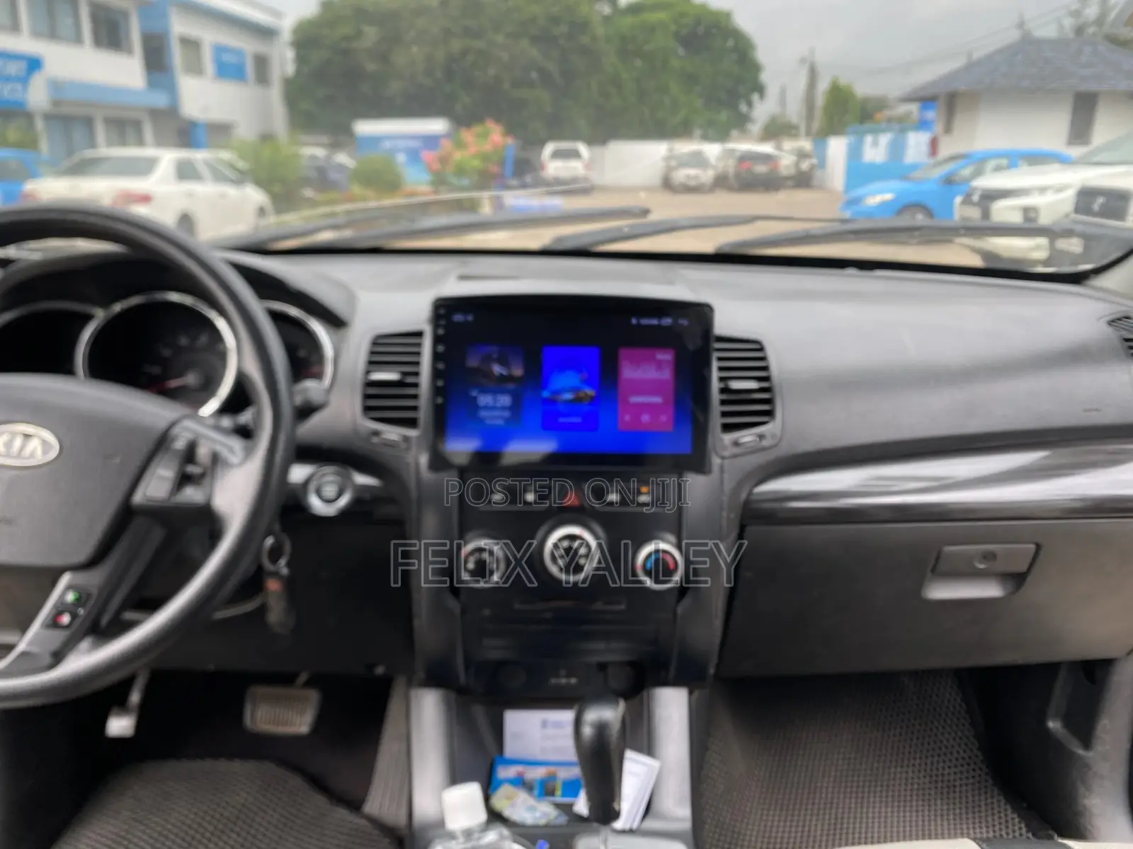 Kia Sorento 2010 Silver