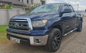 Toyota Tundra Double Cab 4x4 5.7L V8 2013 Blue