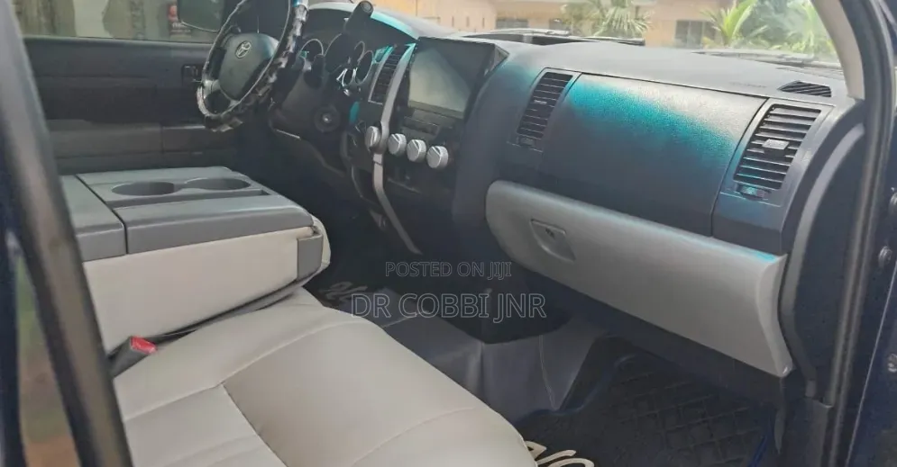 Toyota Tundra Double Cab 4x4 5.7L V8 2013 Blue