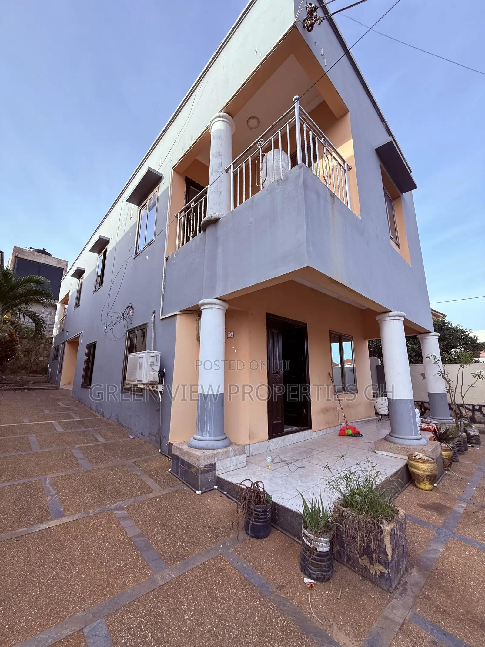 3bdrm Duplex in Kwabenya for rent