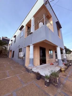 3bdrm Duplex in Kwabenya for rent