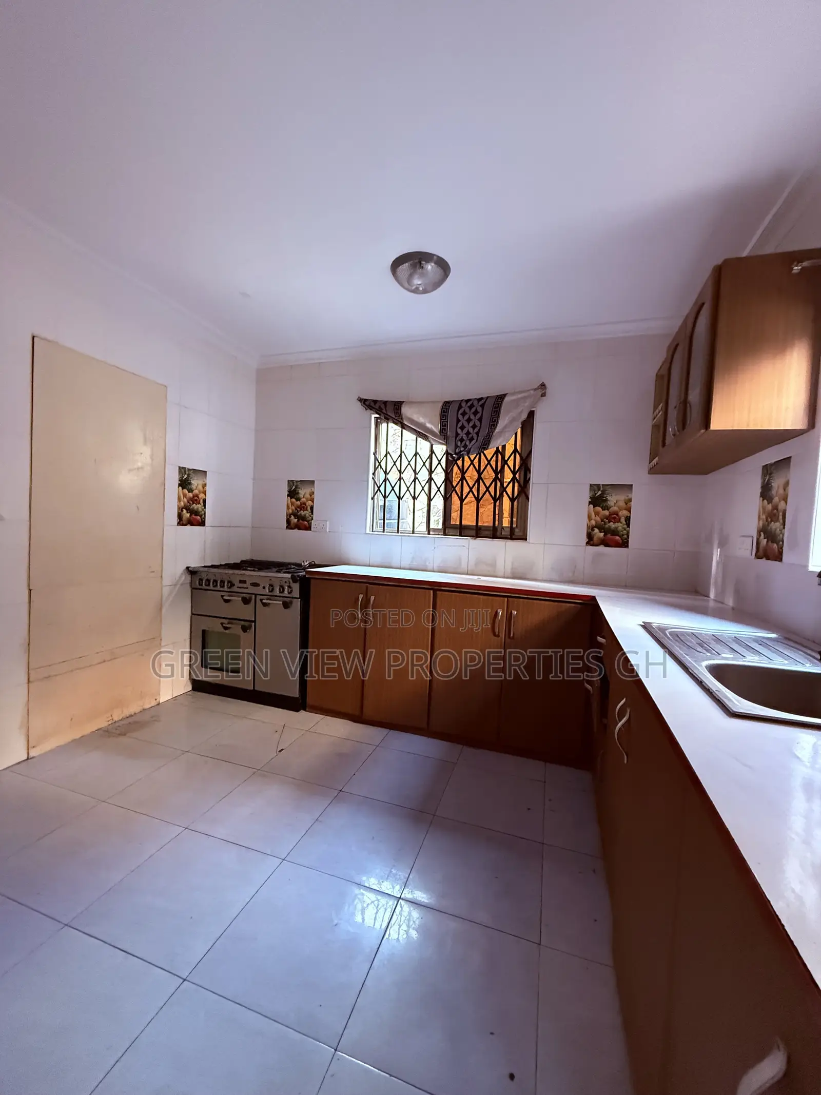 3bdrm Duplex in Kwabenya for rent