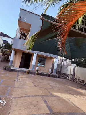 3bdrm Duplex in Kwabenya for rent