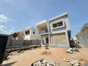 5bdrm Duplex in East Legon Hills, Accra Metropolitan for sale