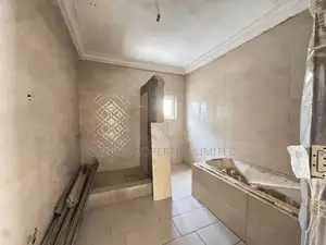 5bdrm Duplex in East Legon Hills, Accra Metropolitan for sale