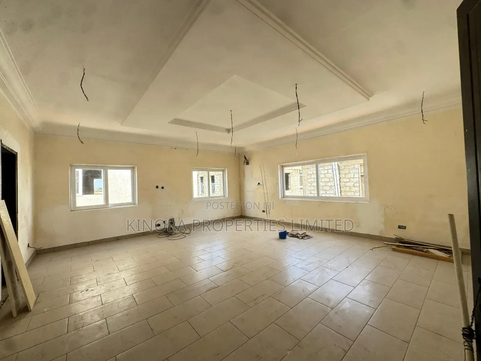 5bdrm Duplex in East Legon Hills, Accra Metropolitan for sale