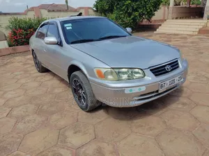 Toyota Camry LE 4dr Sedan (2.2L 4cyl 4A) 2001 Silver