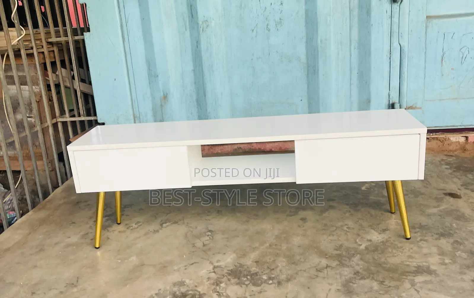 4 Feet Tv Stand