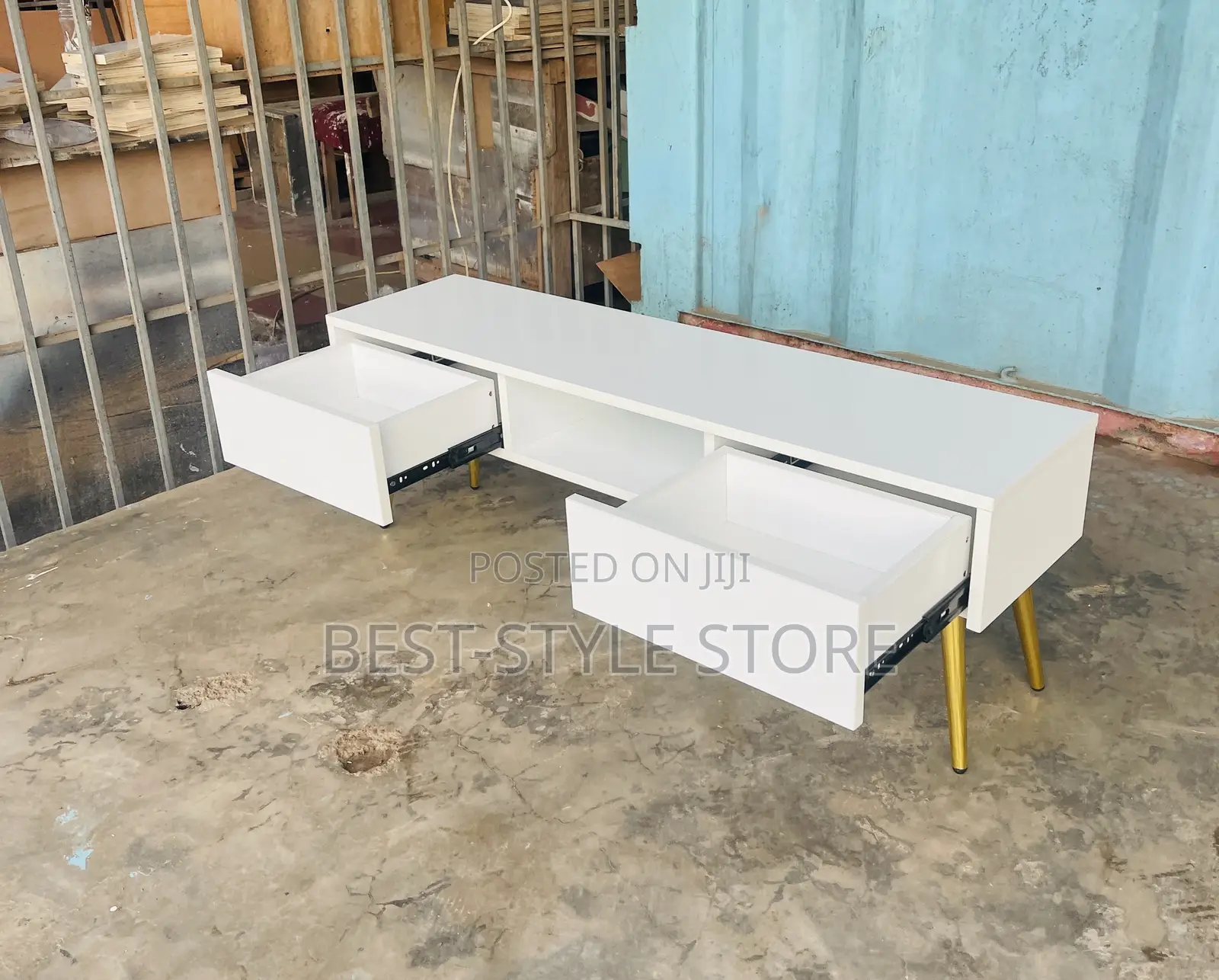 4 Feet Tv Stand