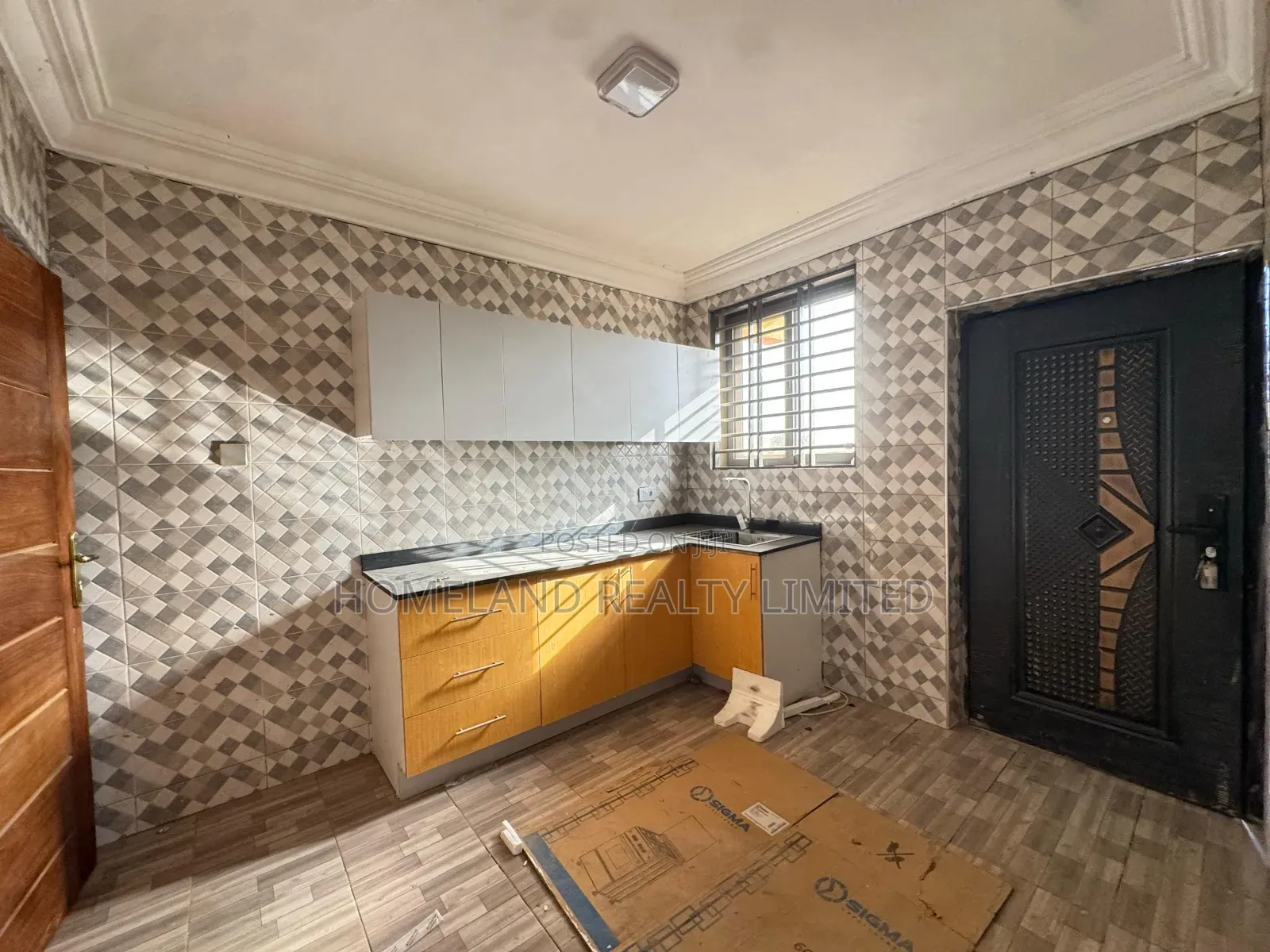 2bdrm Apartment in Madina Estate for rent