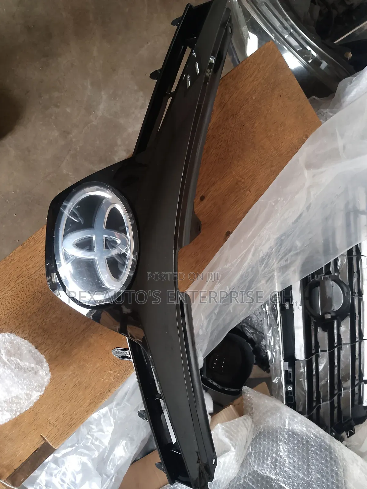 Corolla 2017-18 Top Shells and Crown (Sports)