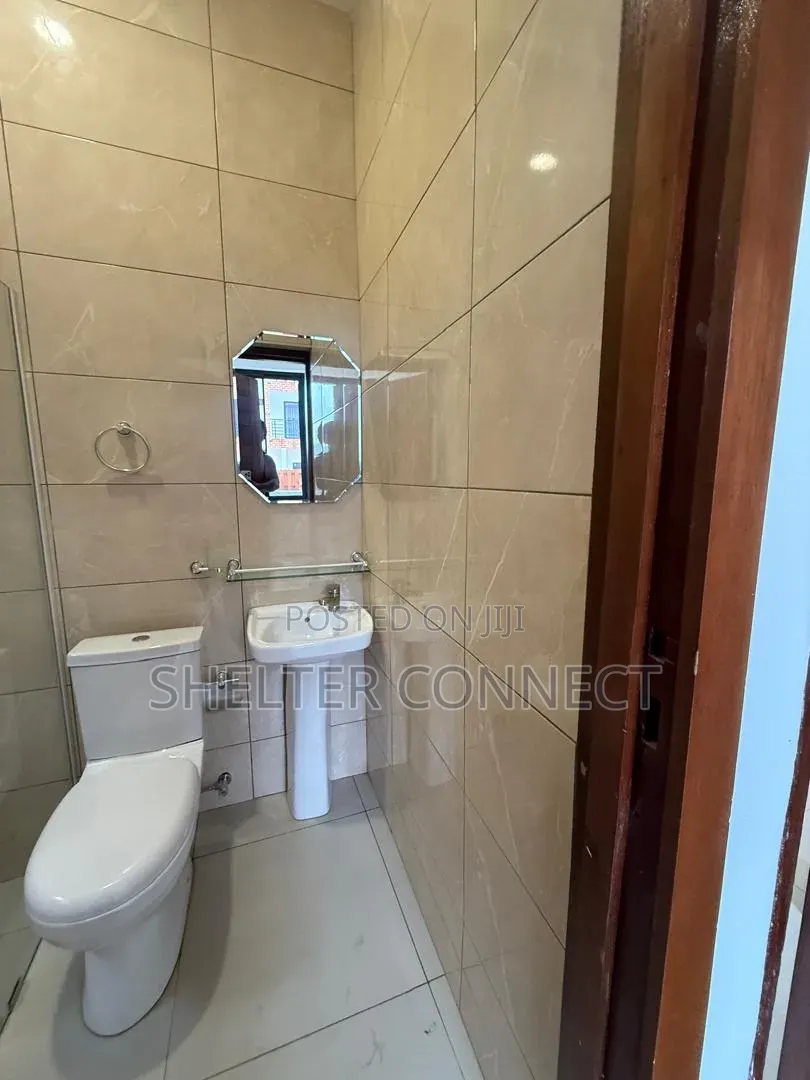 3bdrm Townhouse / Terrace in Oyarifa Special for rent