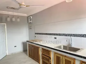 2bdrm Apartment in Helena Estate Agency, Ga East Municipal for rent