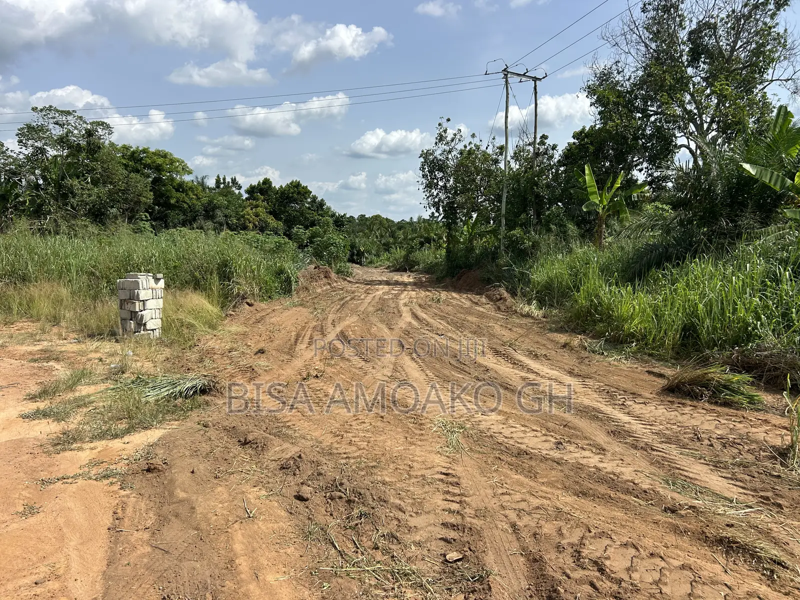 Lands at Koforidua Effiduase Boadi Junction Akwadum Highway
