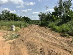 Lands at Koforidua Effiduase Boadi Junction Akwadum Highway